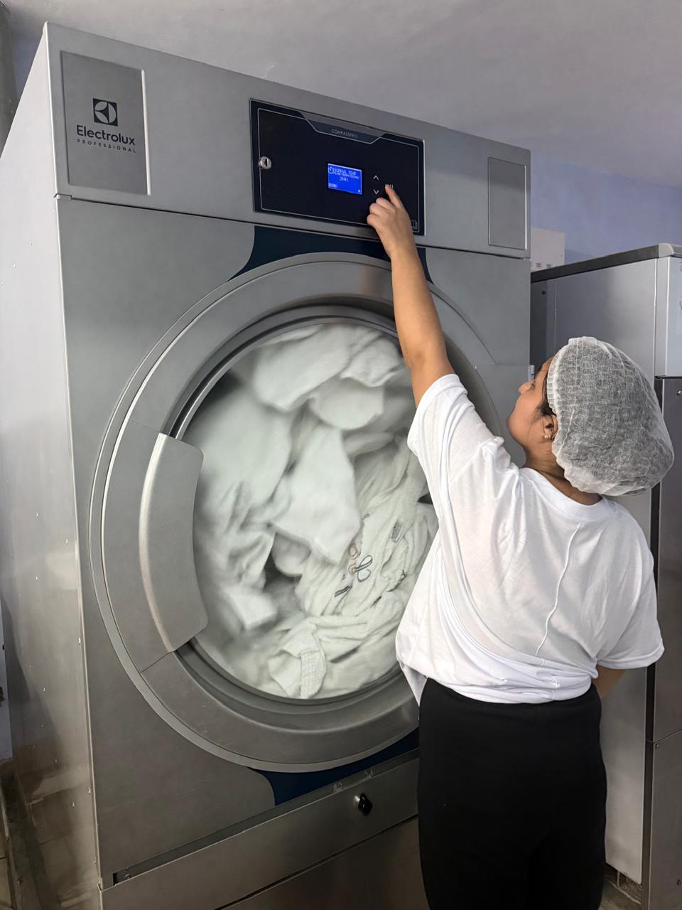 Logística de pickup y delivery de ropa hotelera en Lima